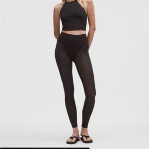 Lululemon Women's Black High-Waisted Leggings